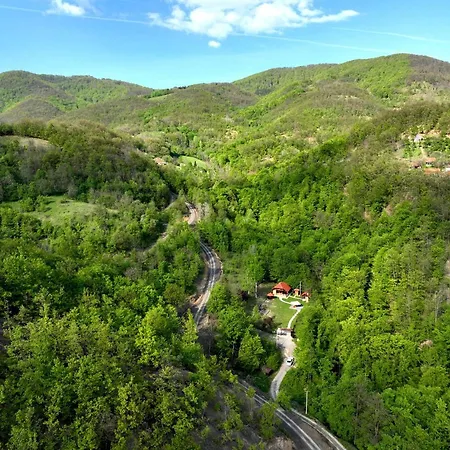 Kuca Za Odmor Marjanovic * גורני מילנובץ