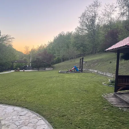 Kuca Za Odmor Marjanovic בית נופש *